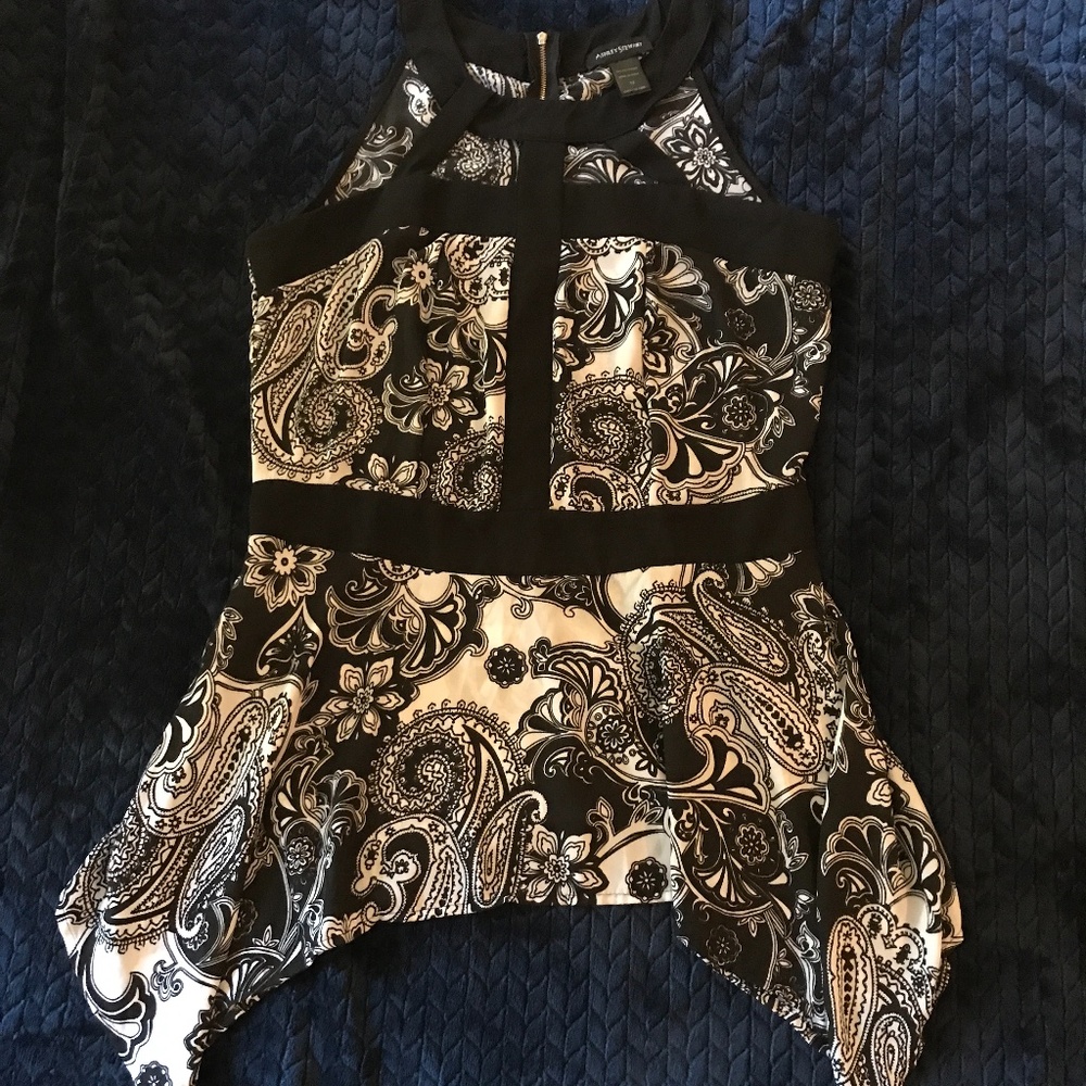 ASHLEY STEWART STATEMENT TOP, SIZE 12, BLACK & WHITE PRINT